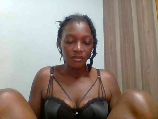 Chocolate-saucy webcam