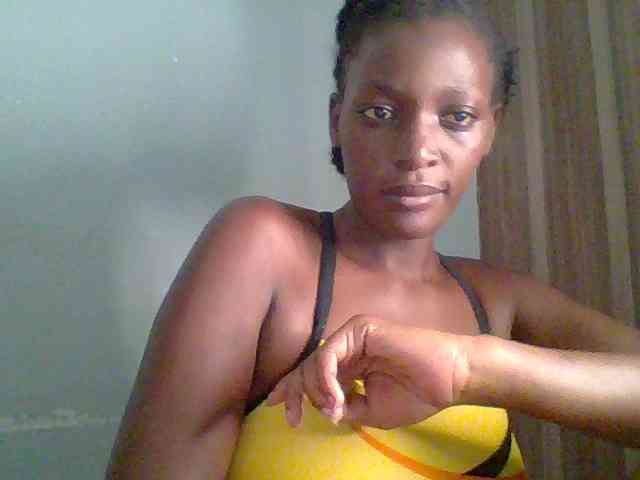 Chocolate-saucy webcam