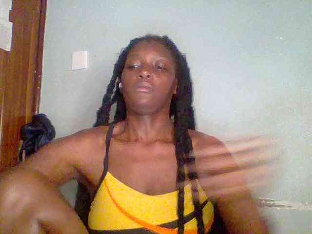 Chocolate-saucy webcam