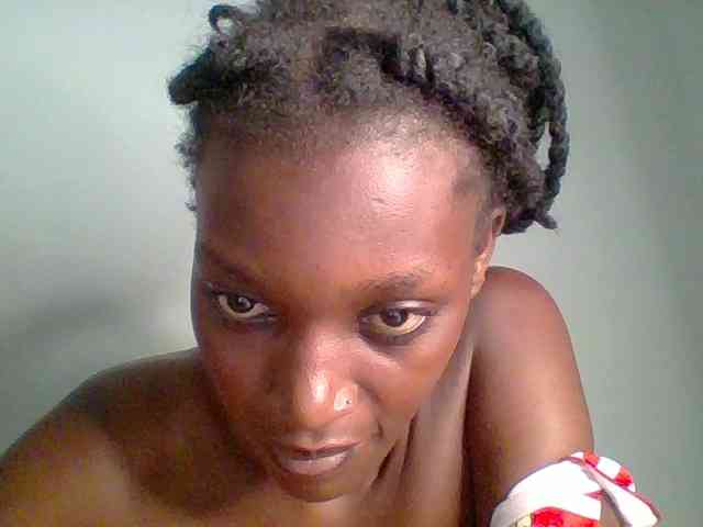 Chocolate-saucy webcam