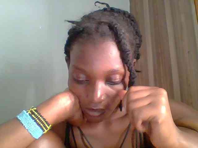 Chocolate-saucy webcam