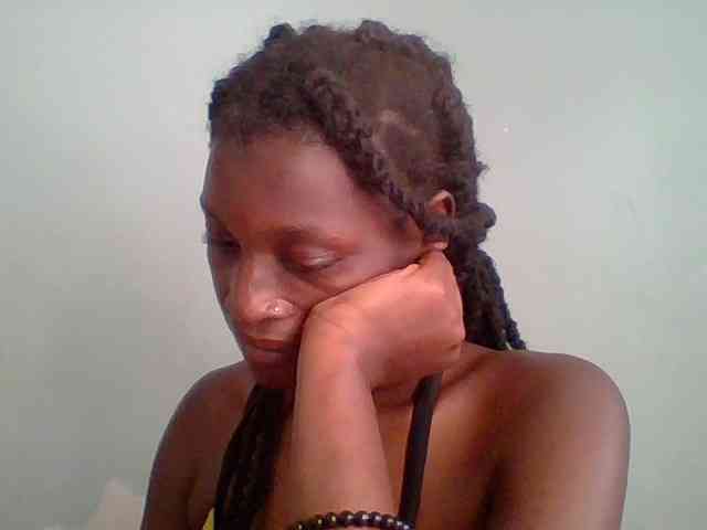 Chocolate-saucy webcam