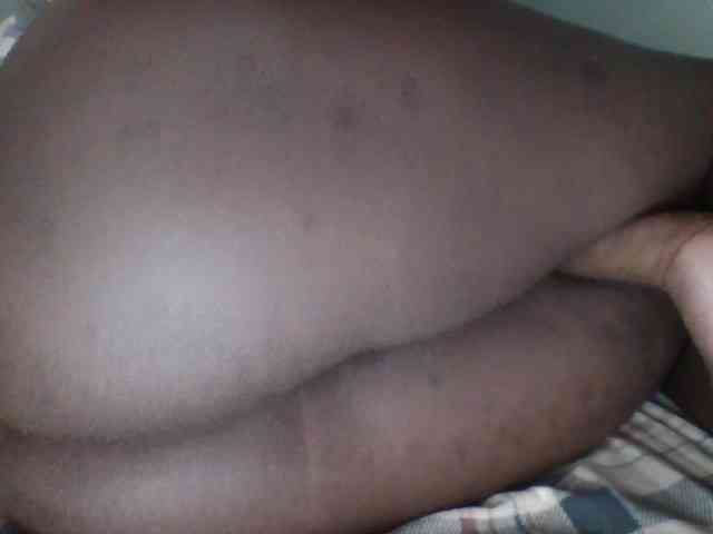 Chocolate-saucy webcam