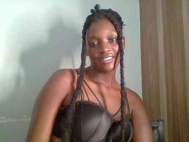 Chocolate-saucy webcam