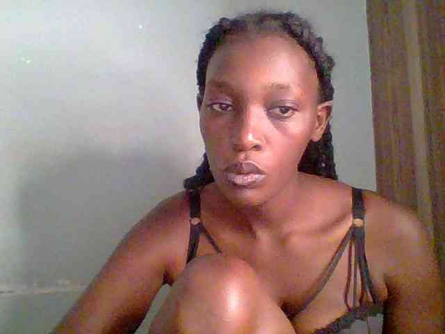 Chocolate-saucy webcam