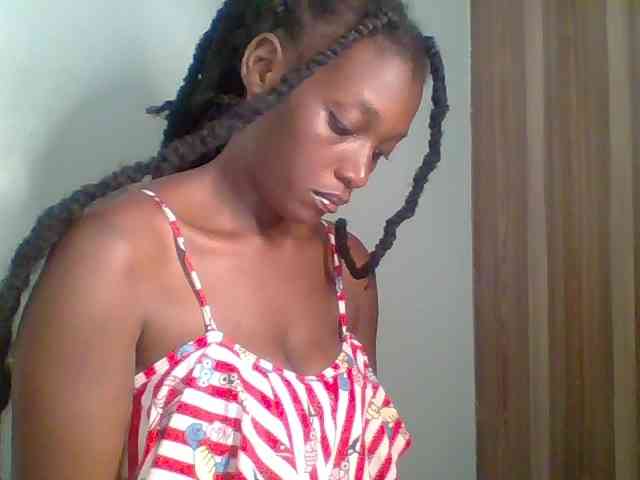 Chocolate-saucy webcam