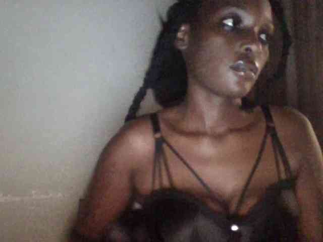 Chocolate-saucy webcam