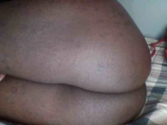 Chocolate-saucy webcam