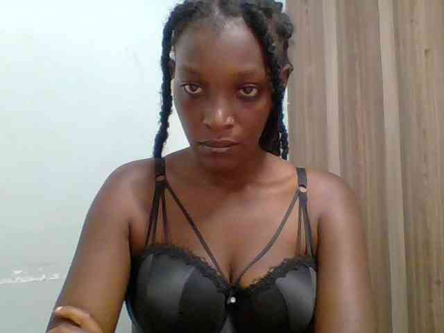 Chocolate-saucy webcam