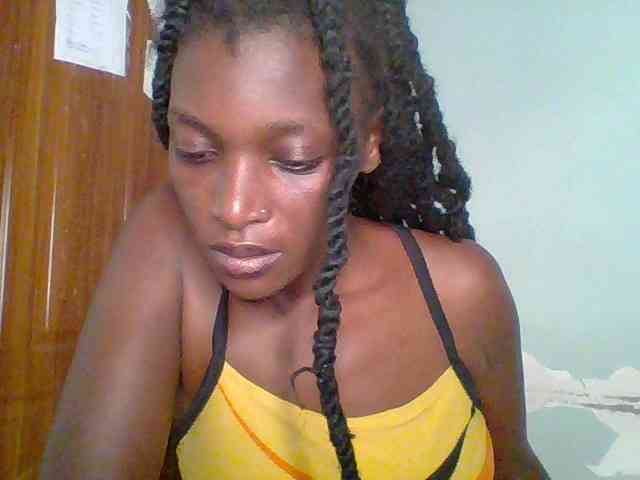 Chocolate-saucy webcam