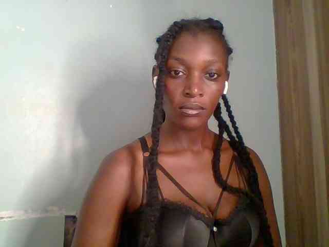 Chocolate-saucy webcam