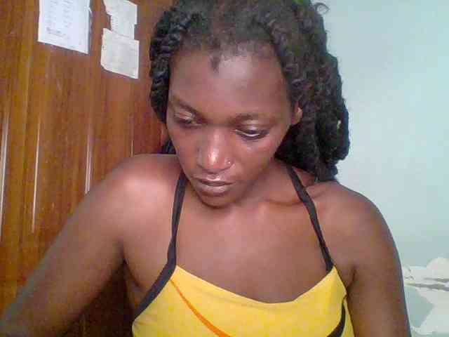 Chocolate-saucy webcam