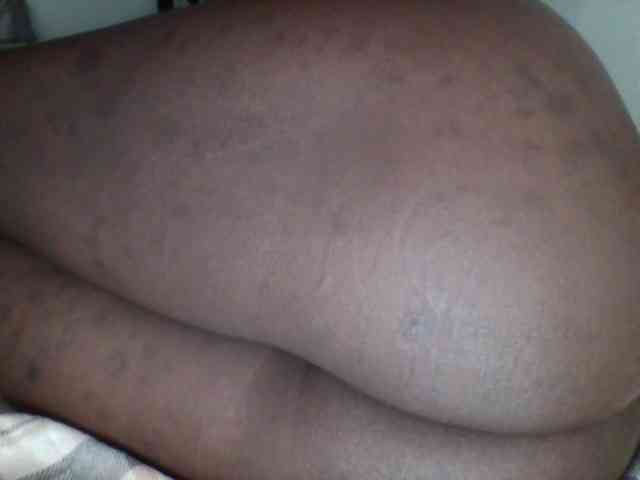 Chocolate-saucy webcam