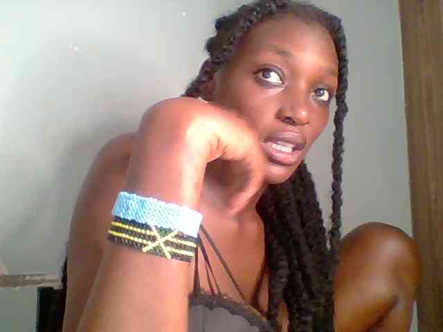 Chocolate-saucy webcam