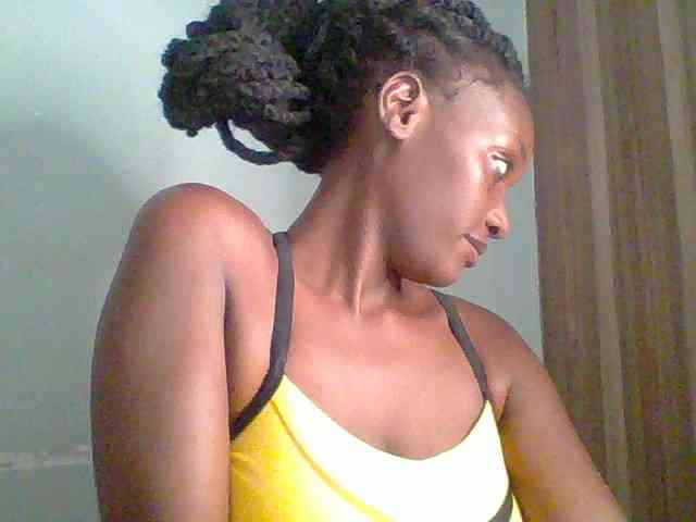 Chocolate-saucy webcam