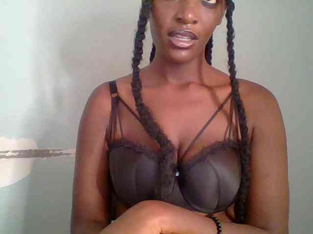 Chocolate-saucy webcam