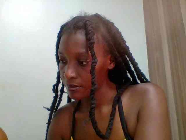 Chocolate-saucy webcam