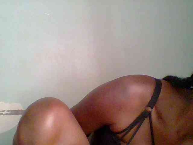 Chocolate-saucy webcam