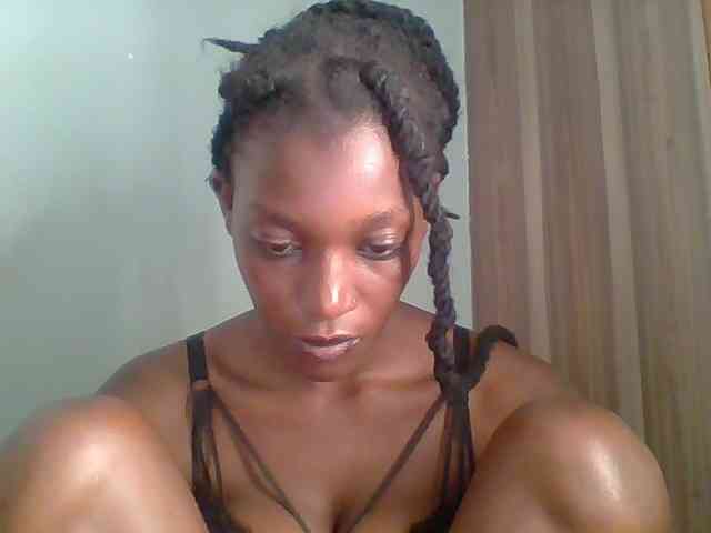 Chocolate-saucy webcam