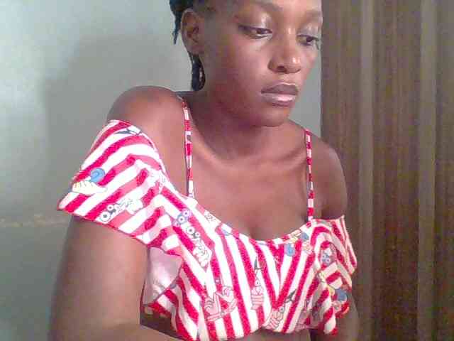 Chocolate-saucy webcam