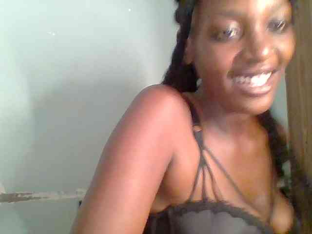 Chocolate-saucy webcam