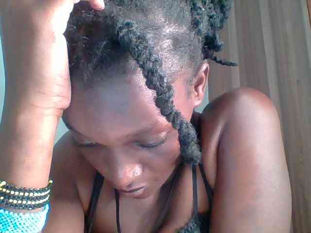 Chocolate-saucy webcam