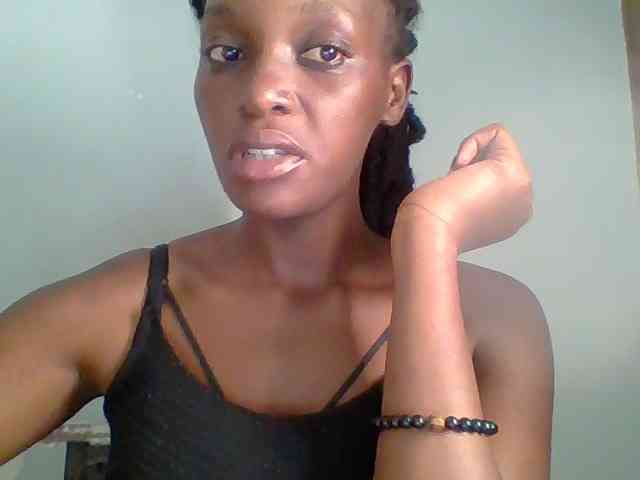 Chocolate-saucy webcam