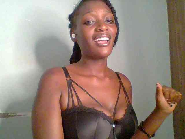 Chocolate-saucy webcam