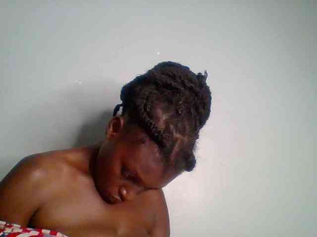 Chocolate-saucy webcam