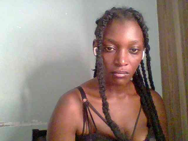 Chocolate-saucy webcam