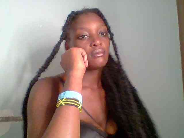 Chocolate-saucy webcam