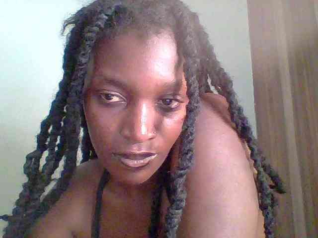 Chocolate-saucy webcam