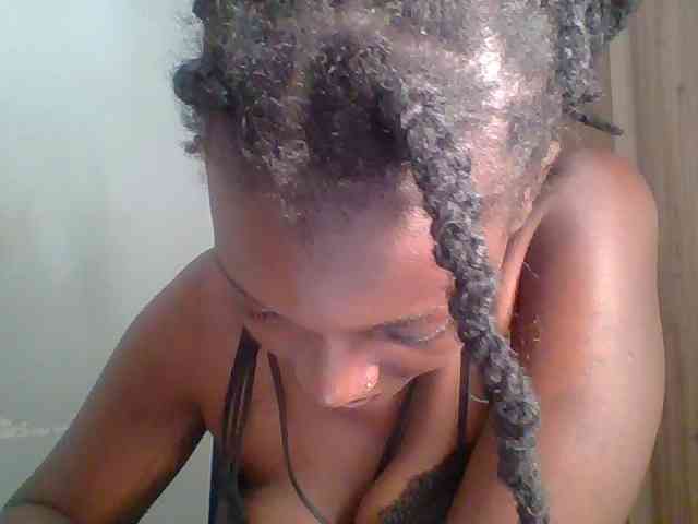 Chocolate-saucy webcam