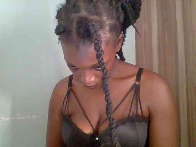 Chocolate-saucy webcam