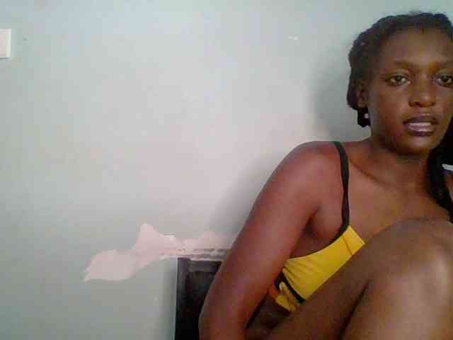 Chocolate-saucy webcam