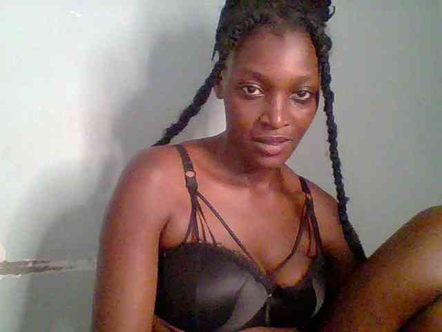 Chocolate-saucy webcam