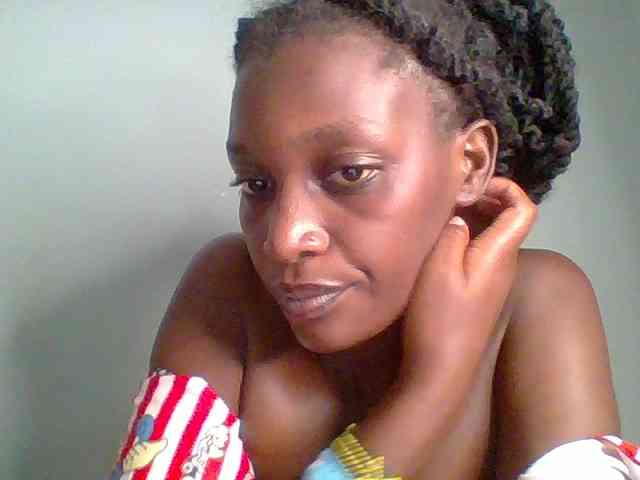 Chocolate-saucy webcam