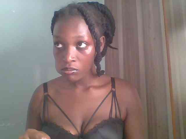 Chocolate-saucy webcam