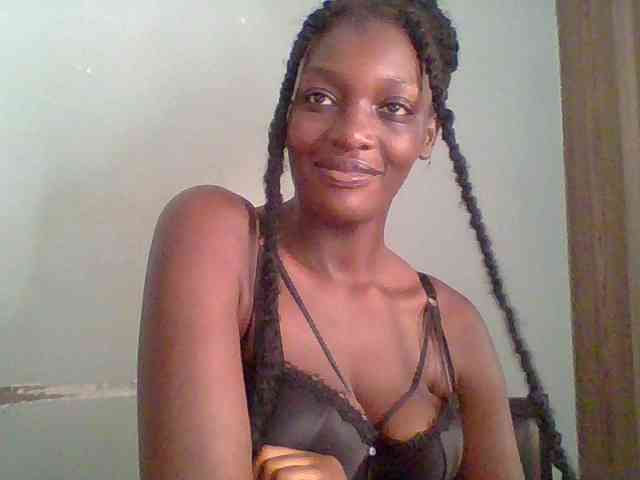 Chocolate-saucy webcam