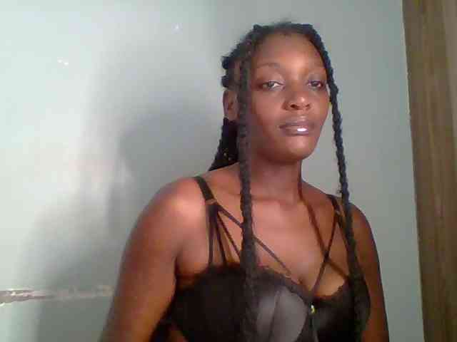 Chocolate-saucy webcam