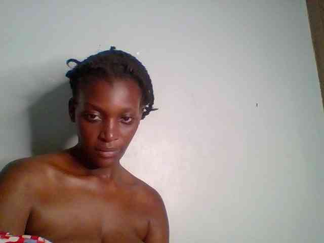 Chocolate-saucy webcam