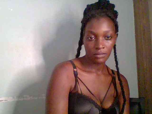 Chocolate-saucy webcam