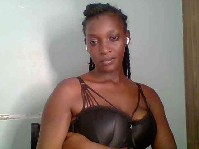 Chocolate-saucy webcam