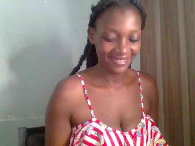 Chocolate-saucy webcam