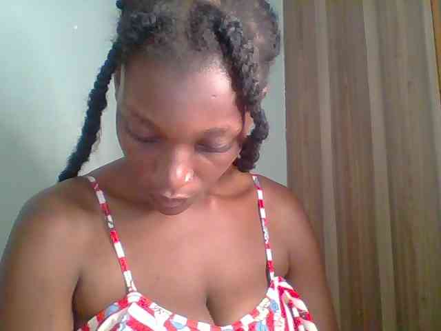 Chocolate-saucy webcam