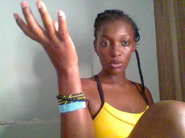 Chocolate-saucy webcam