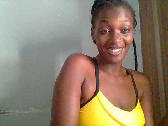 Chocolate-saucy webcam