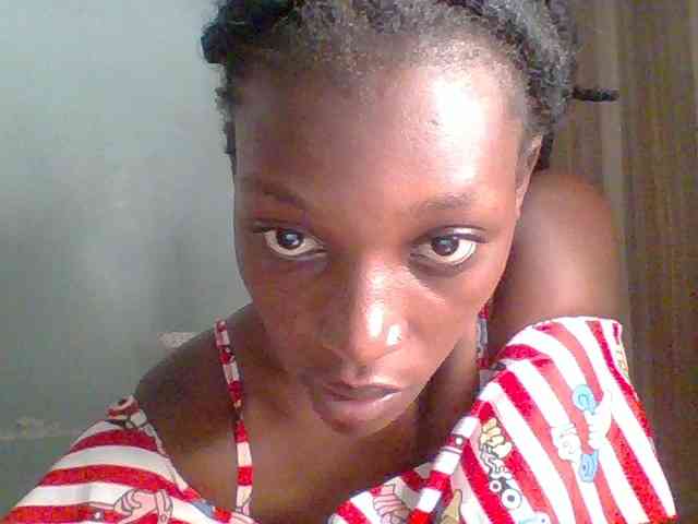 Chocolate-saucy webcam