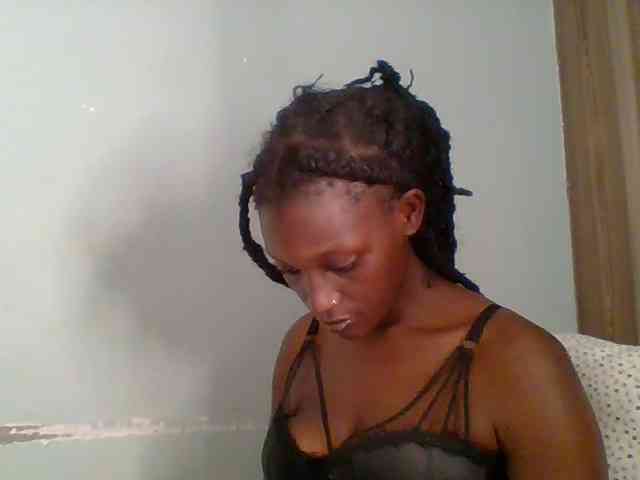 Chocolate-saucy webcam