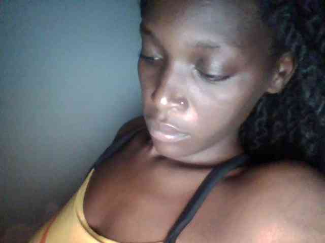 Chocolate-saucy webcam